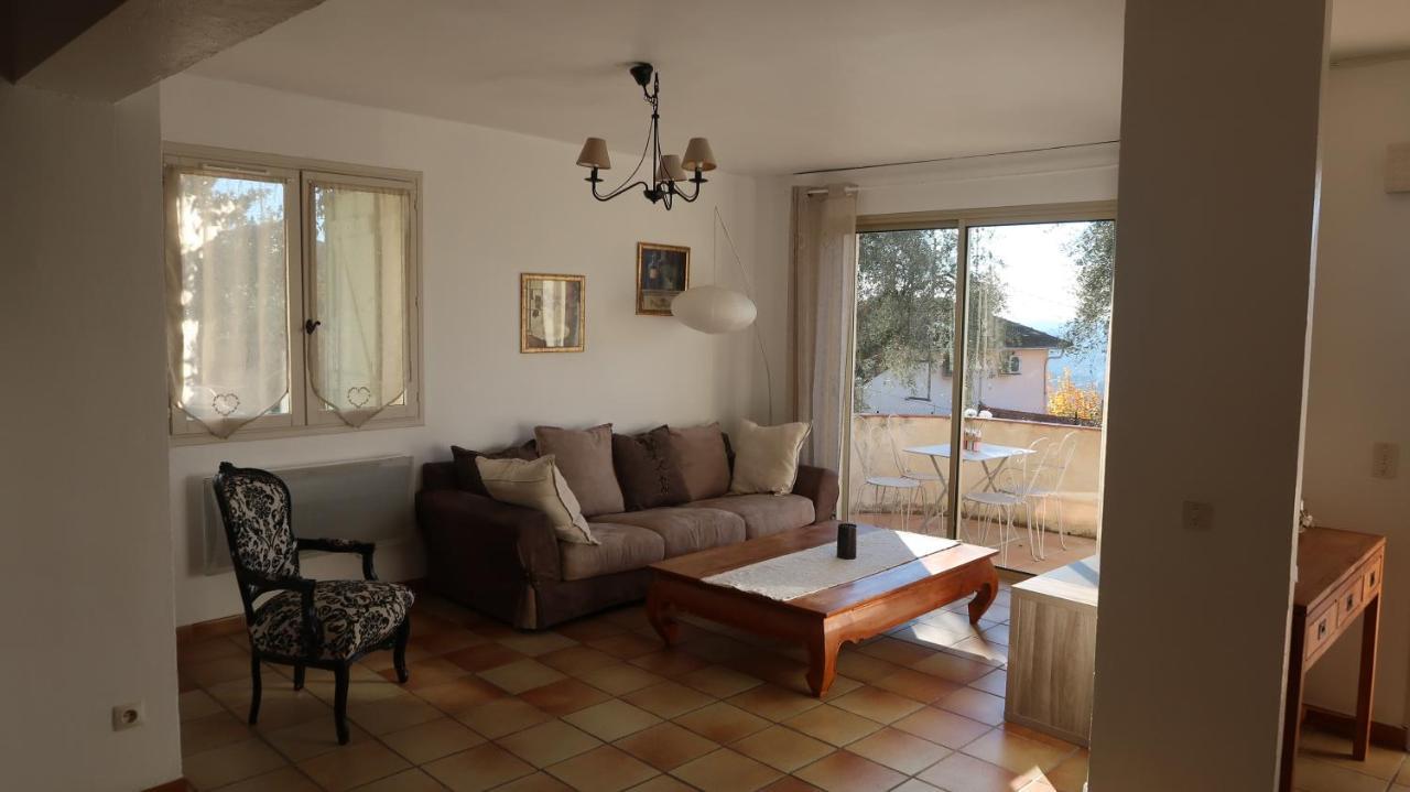Appartement Spacieux Et Chaleureux A Grasse Exterior photo